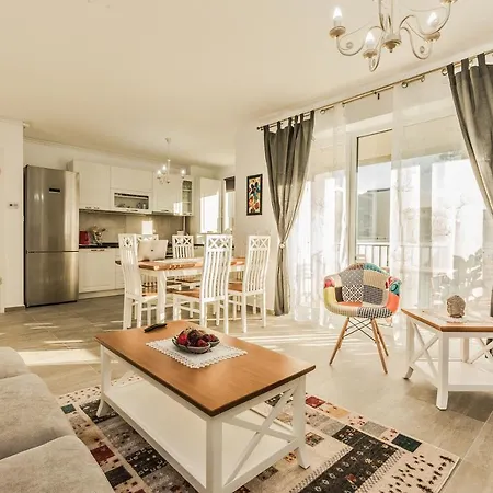 Elegant Sophia's Appartement